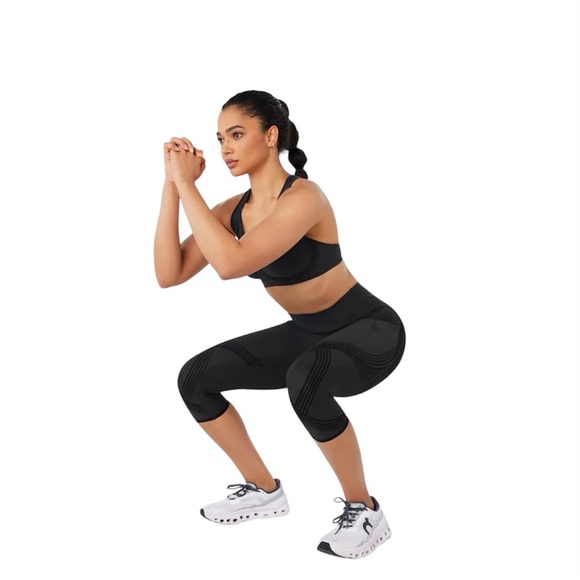 Fanka Body Sculpt Side Pocket Capri Leggings Size XL - Picture 4 of 10